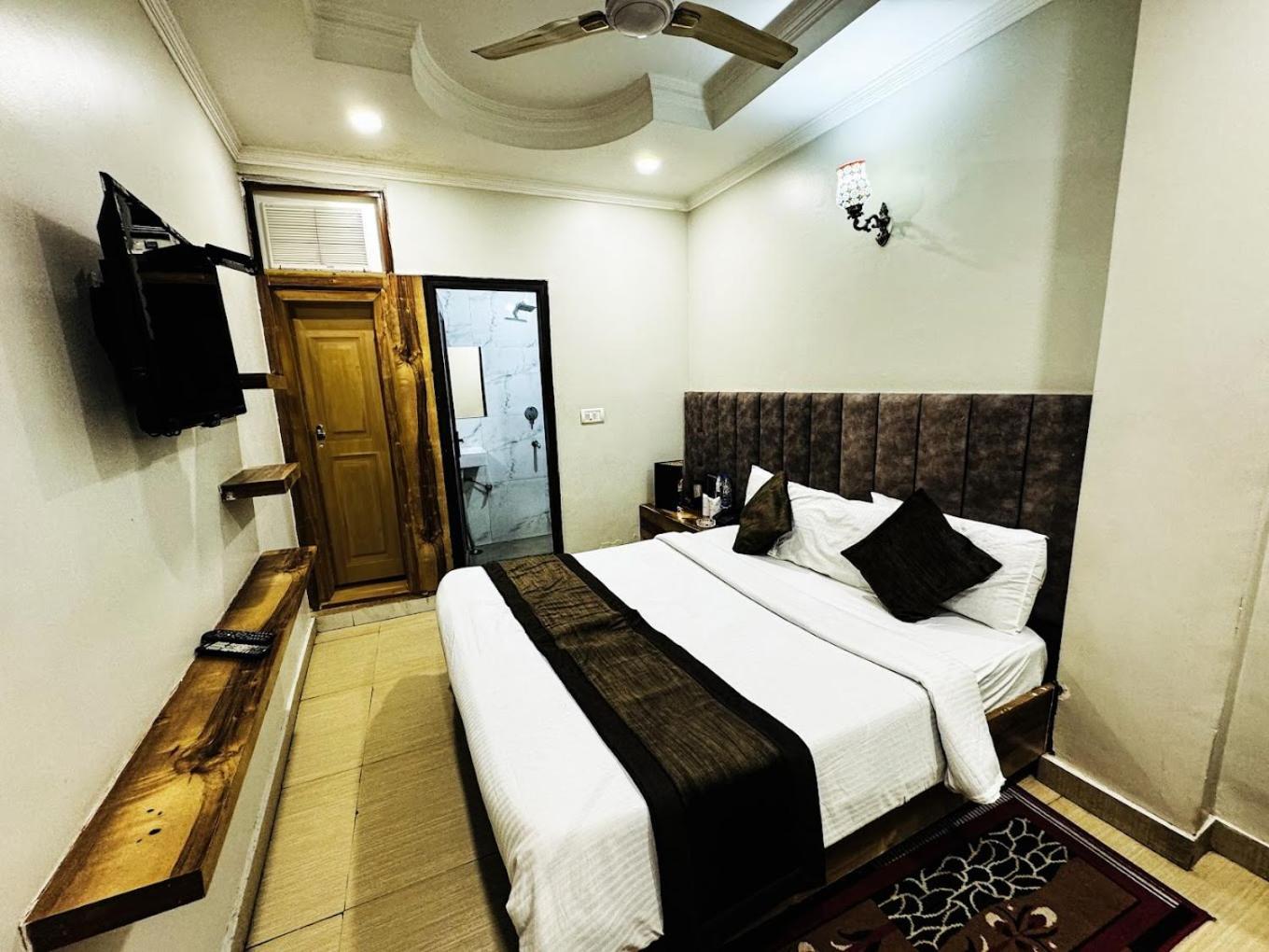 Hotel Jai Balaji, Paharganj, New Delhi Railway Station מראה חיצוני תמונה