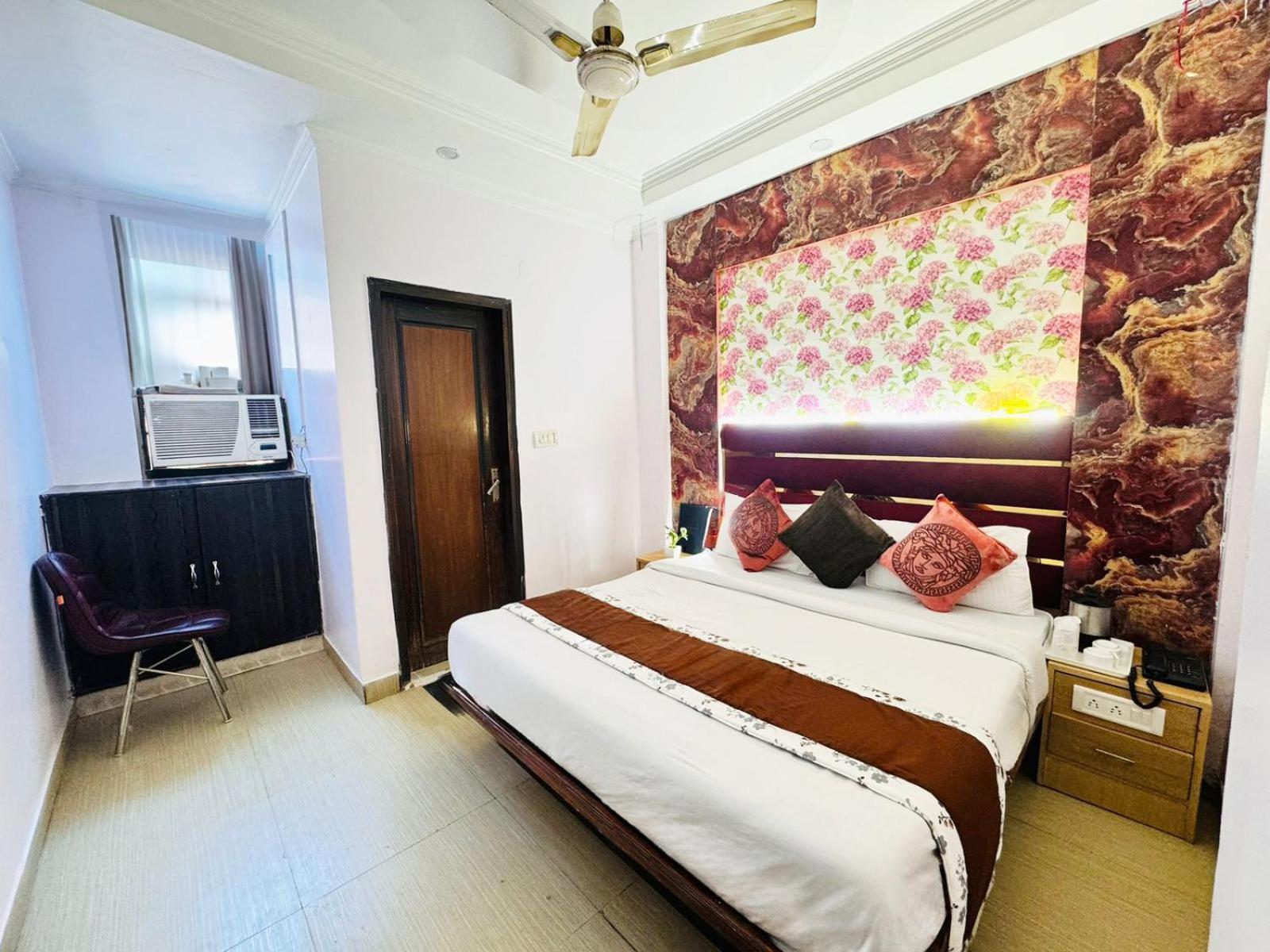 Hotel Jai Balaji, Paharganj, New Delhi Railway Station מראה חיצוני תמונה