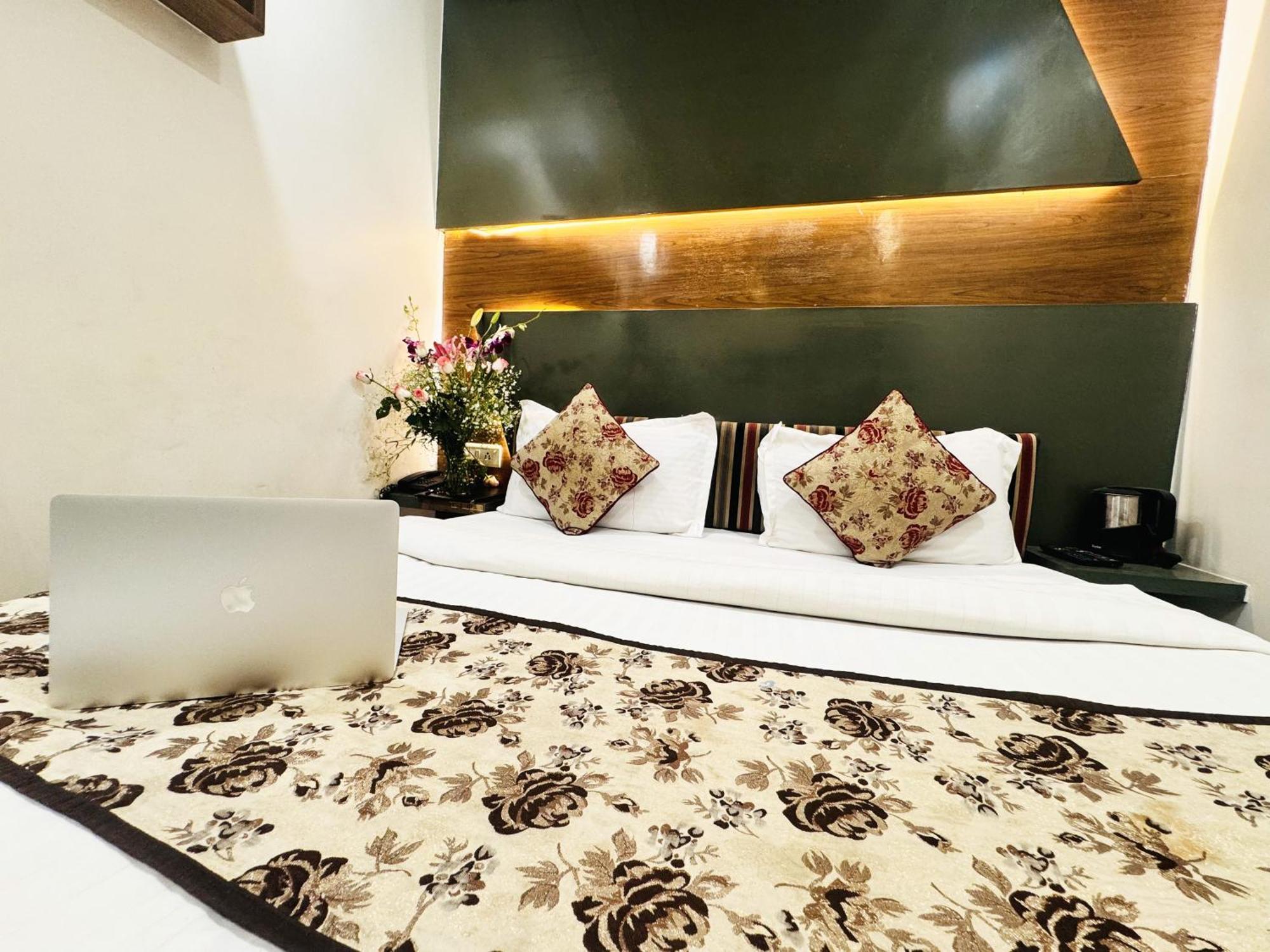 Hotel Jai Balaji, Paharganj, New Delhi Railway Station מראה חיצוני תמונה