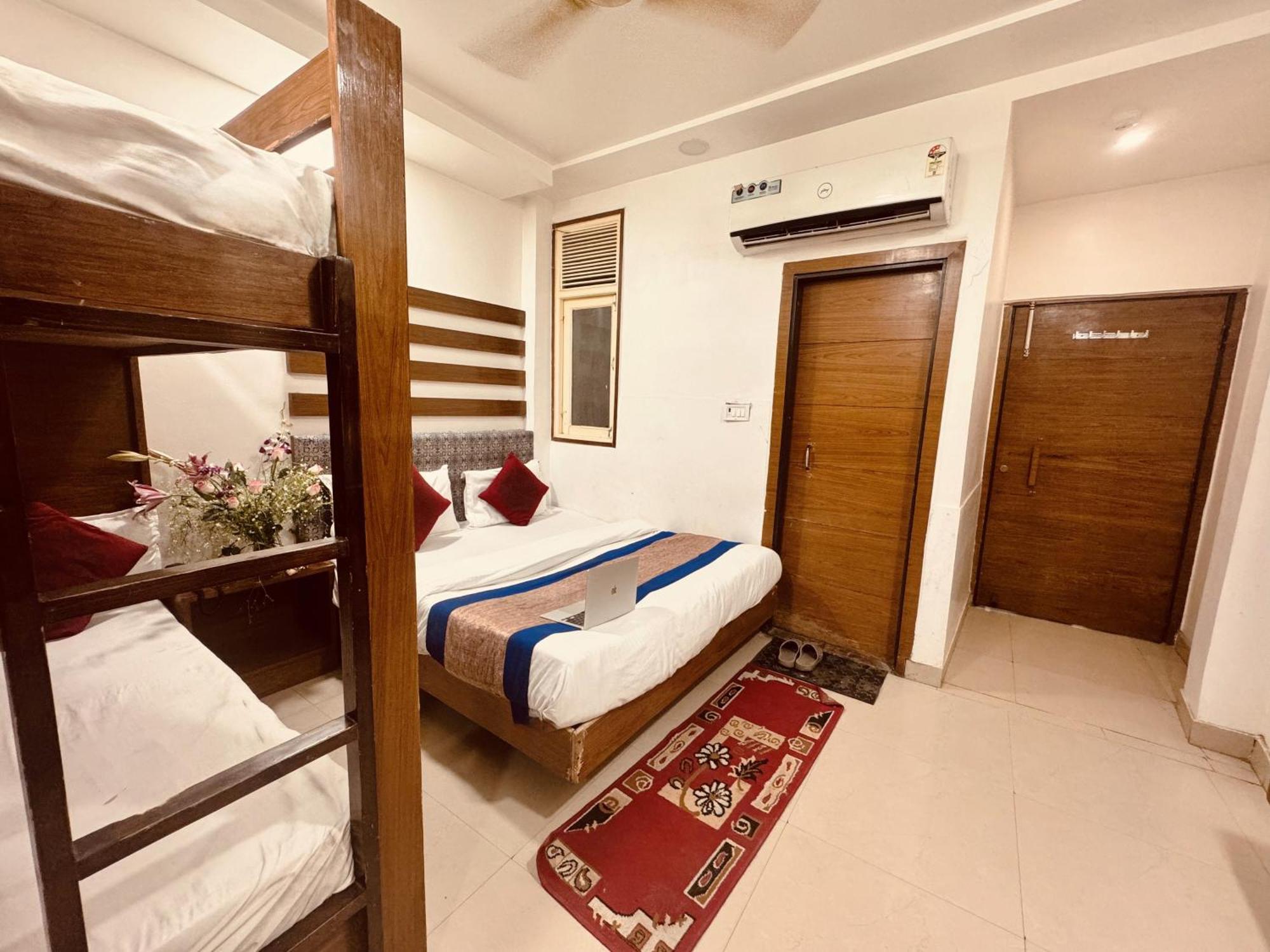 Hotel Jai Balaji, Paharganj, New Delhi Railway Station מראה חיצוני תמונה