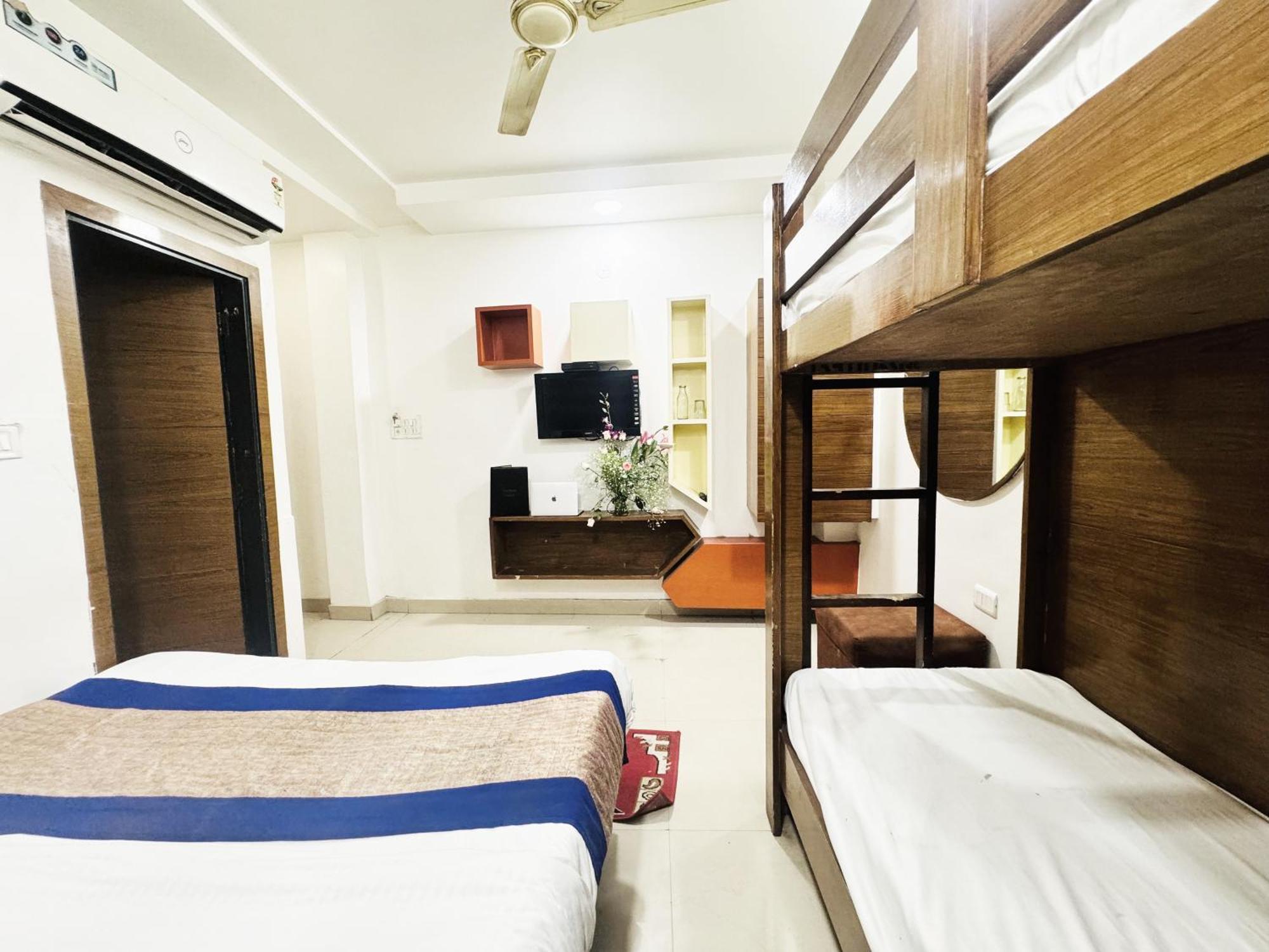 Hotel Jai Balaji, Paharganj, New Delhi Railway Station מראה חיצוני תמונה