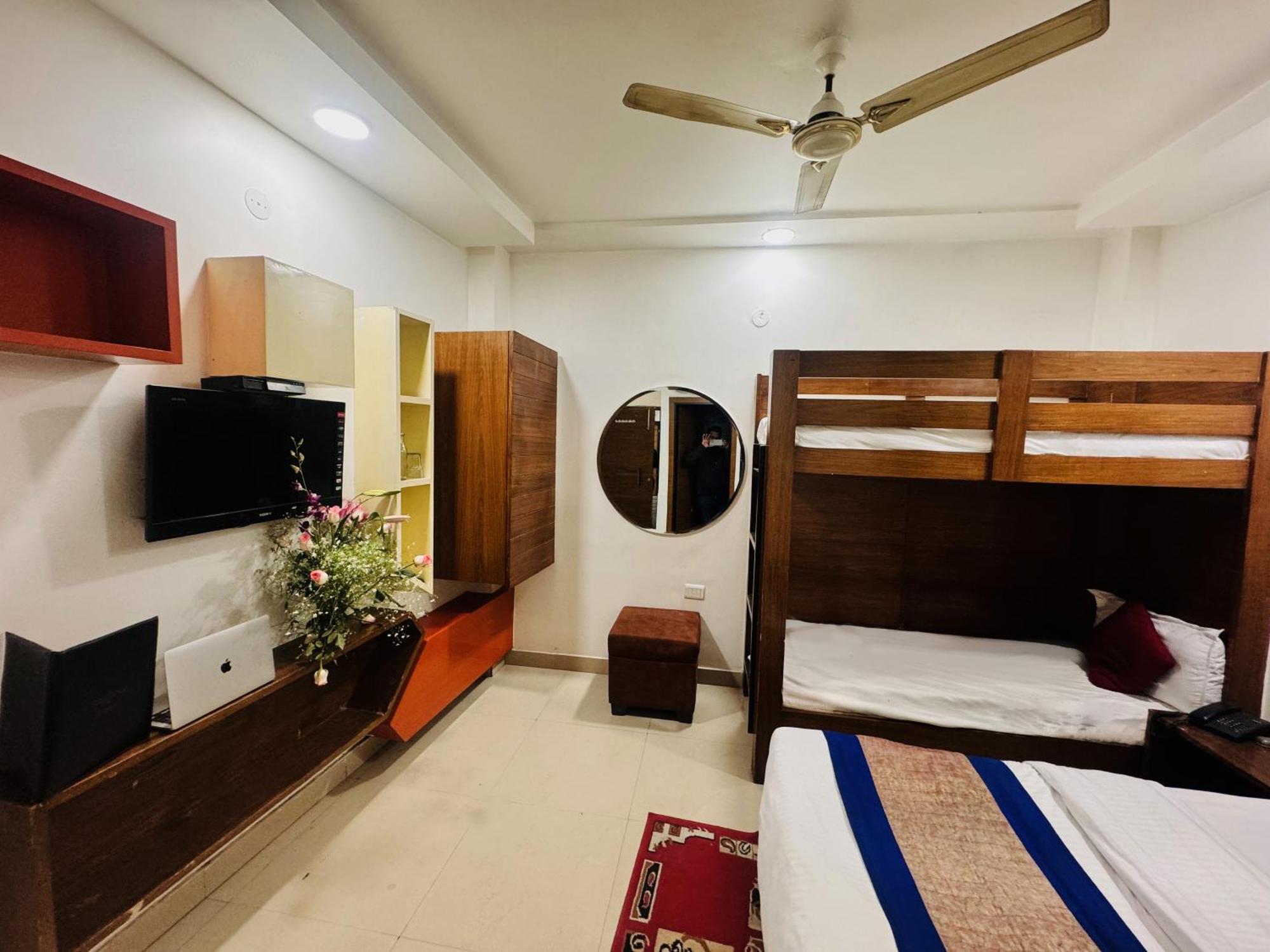 Hotel Jai Balaji, Paharganj, New Delhi Railway Station מראה חיצוני תמונה