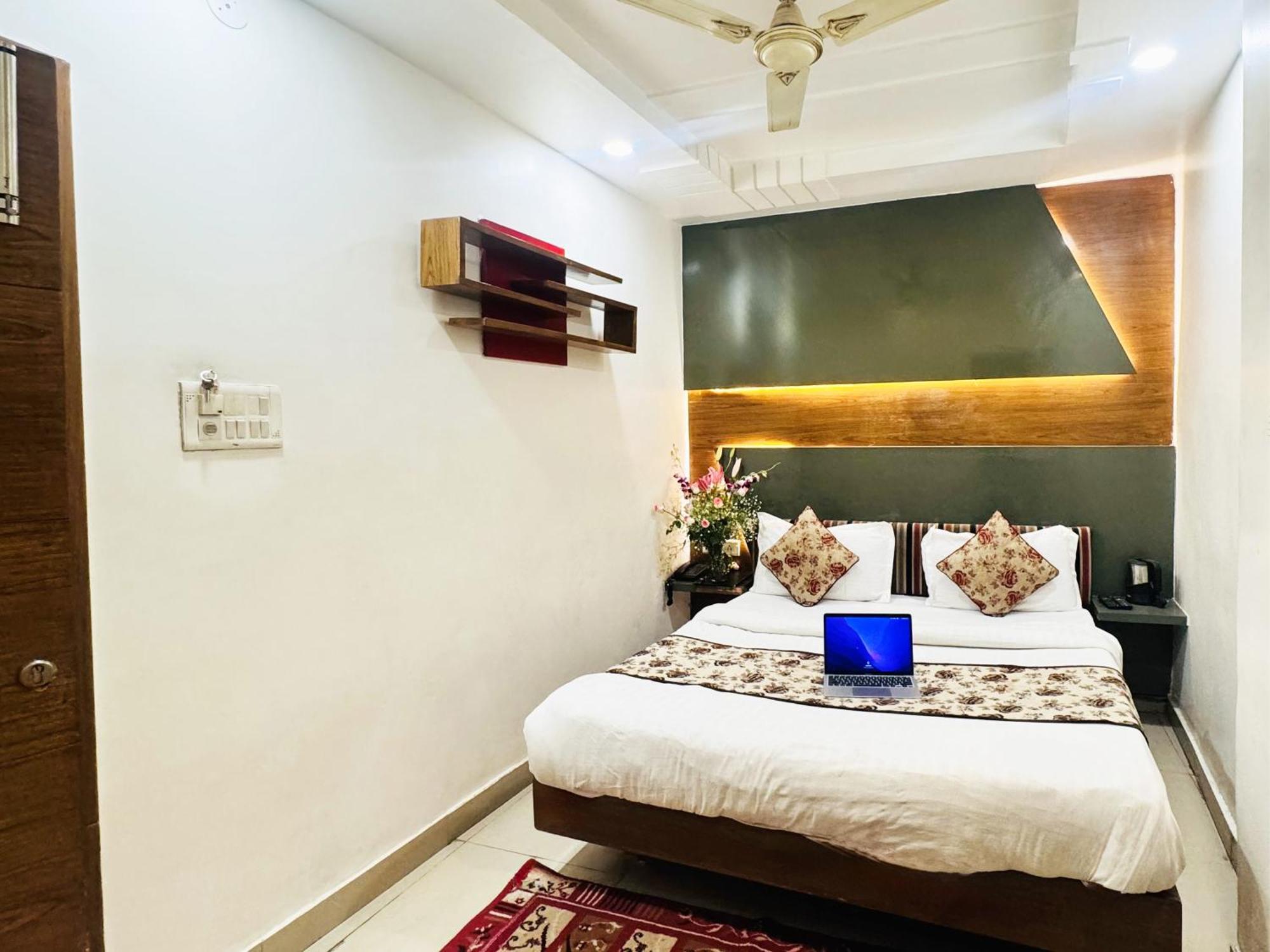 Hotel Jai Balaji, Paharganj, New Delhi Railway Station מראה חיצוני תמונה